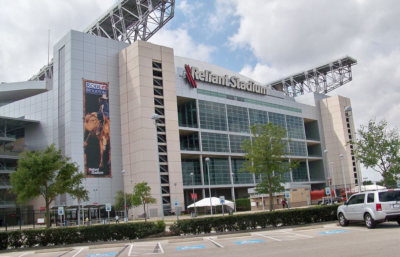 Reliant Stadium’s exterior and roof trusses in Houston, Texas